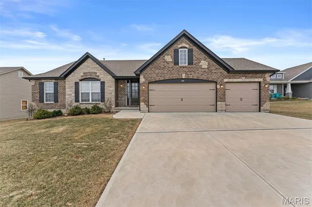 $400,000 | 408 Abilene Court, Moscow Mills, MO 63362