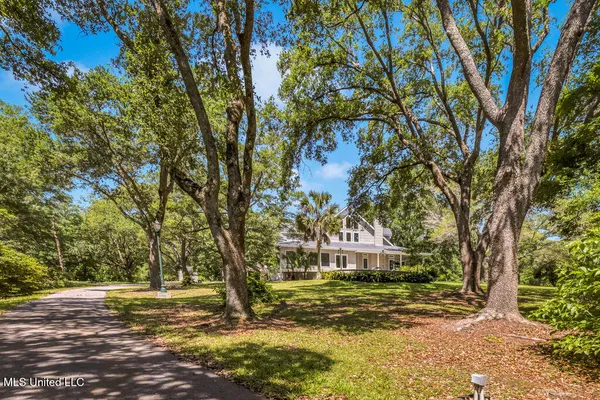 $1,600,000 | 24071 Cuevas Delisle Road, Unit A), Pass Christian, MS 39571