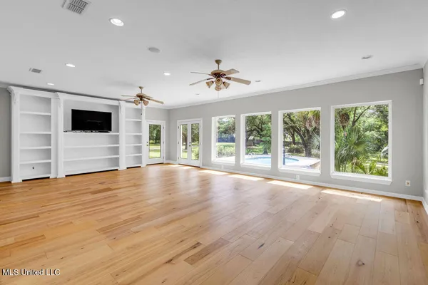 $1,600,000 | 24071 Cuevas Delisle Road, Unit A), Pass Christian, MS 39571