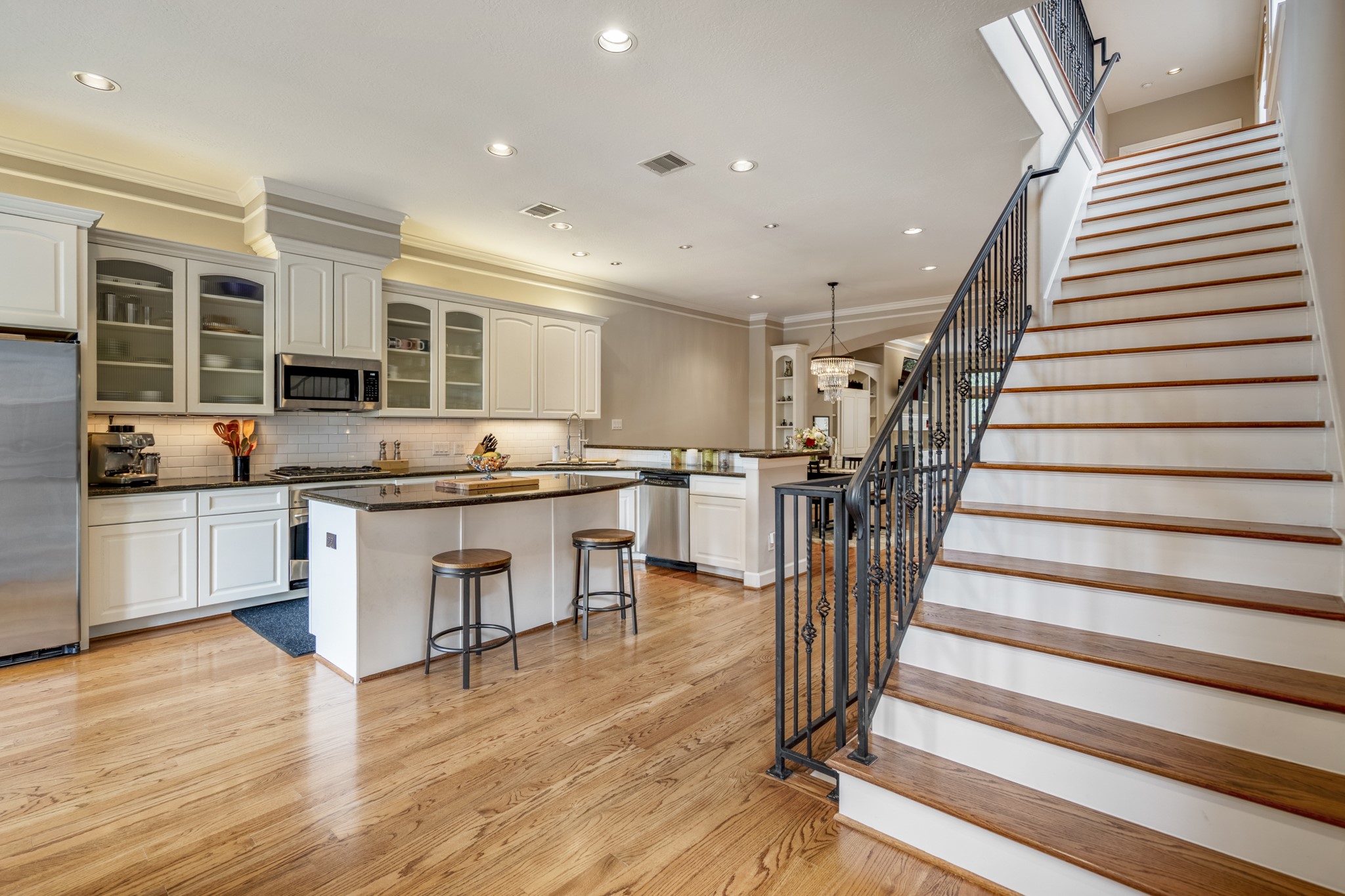 1013 Crocker Street Houston, TX 77019 - Photo 11 of 25 Gallery Image 11
