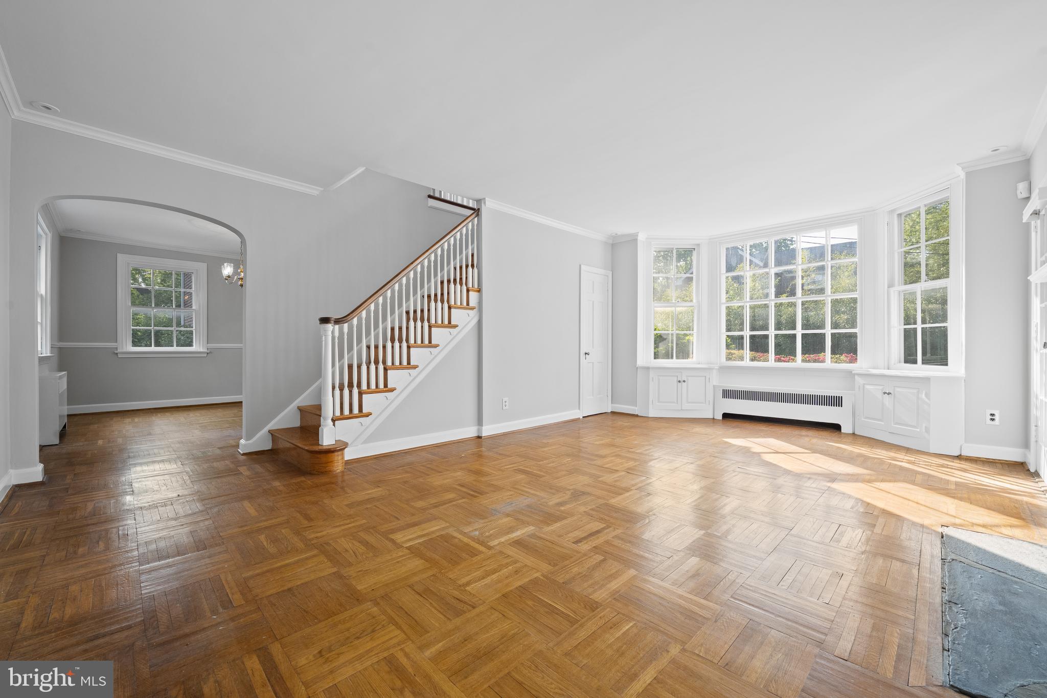 213 East Rose Valley Road Wallingford, PA 19086 - Photo 7 of 33 Living Room