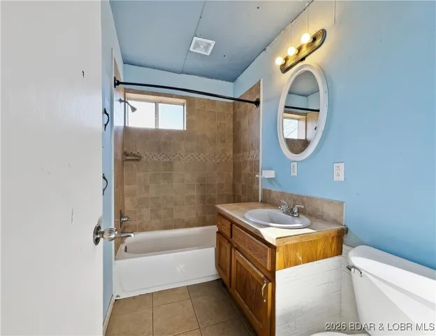 $258,500 | 2280 State Highway East, Montreal, MO 65591