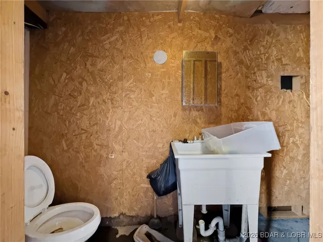 $258,500 | 2280 State Highway East, Montreal, MO 65591