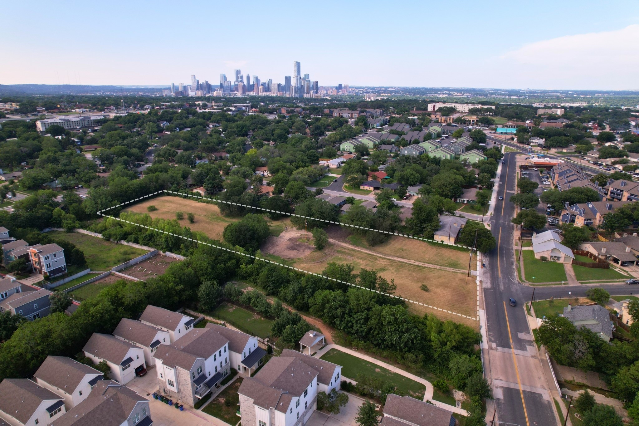 2610-2606 Metcalfe Road Austin, TX 78741 - Photo 1 of 20 A prime development opportunity with expansive views of the city skyline.