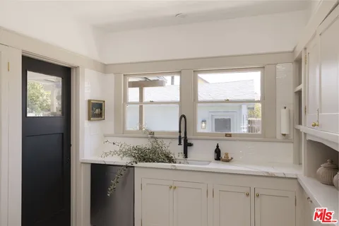 $849,000 | 1758 West 41st Drive, Los Angeles, CA 90062