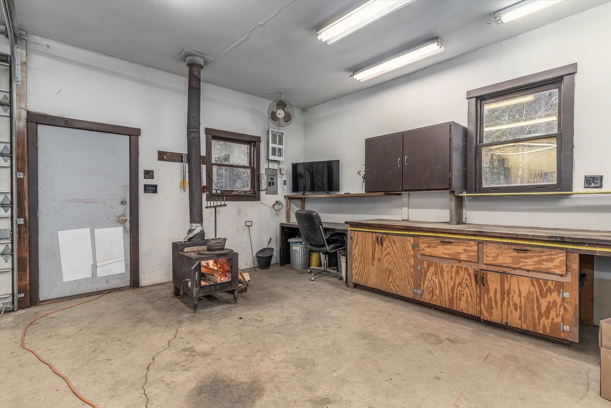 3072 Westside Calispel Road Usk, WA 99180 - Photo 25 of 50 Gallery Image 25
