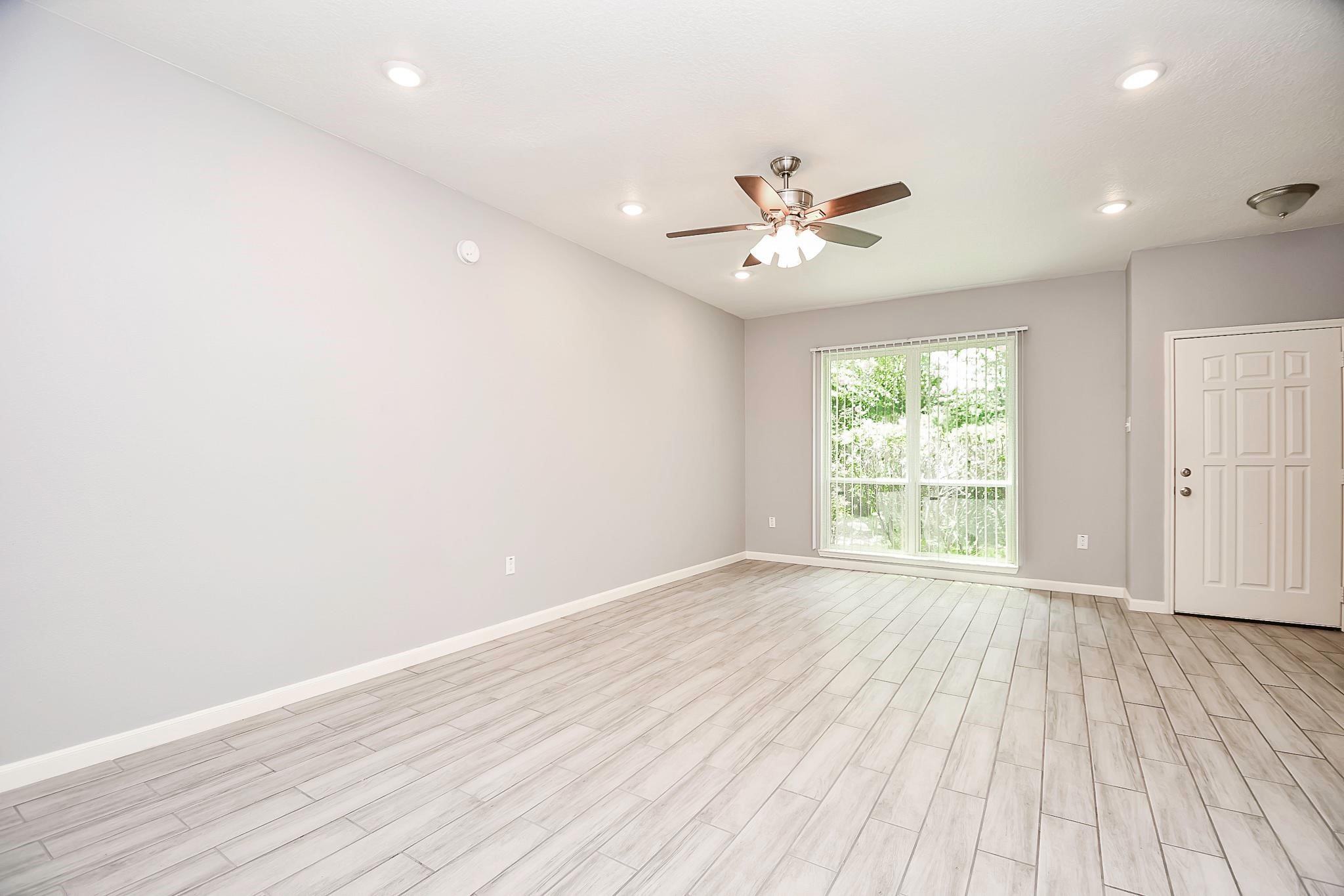 820 Threadneedle Street, Unit 253 Houston, TX 77079 - Photo 3 of 31 Gallery Image 3