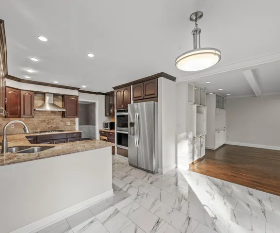 $515,000 | 28043 New Bedford, Farmington Hills, MI 48334