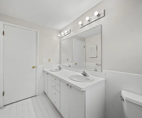 $515,000 | 28043 New Bedford, Farmington Hills, MI 48334