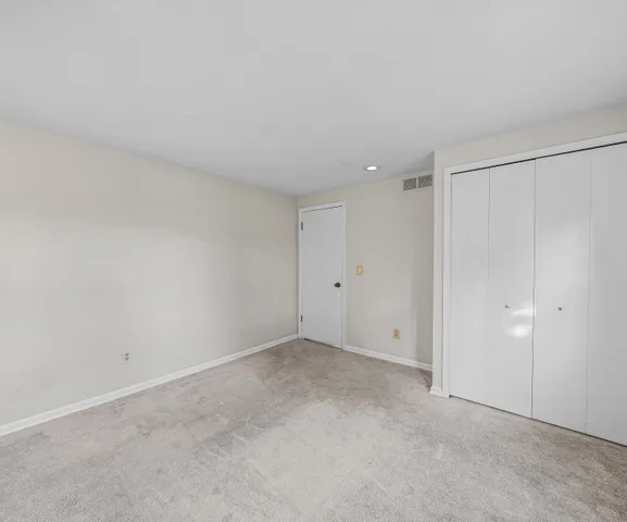 $515,000 | 28043 New Bedford, Farmington Hills, MI 48334