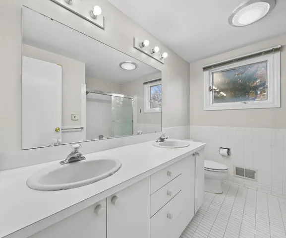 $515,000 | 28043 New Bedford, Farmington Hills, MI 48334