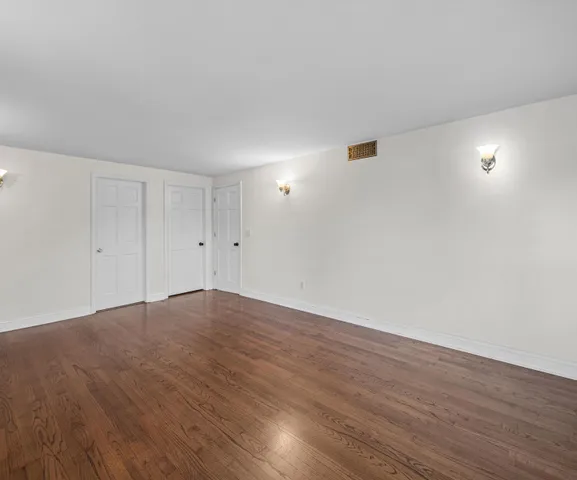 $515,000 | 28043 New Bedford, Farmington Hills, MI 48334