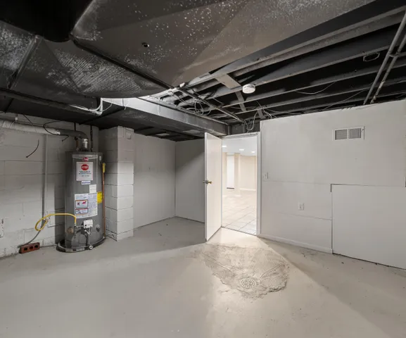 $515,000 | 28043 New Bedford, Farmington Hills, MI 48334