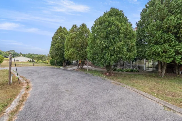 $900,000 | 3534 Highway 82, Millbrook, NY 12545