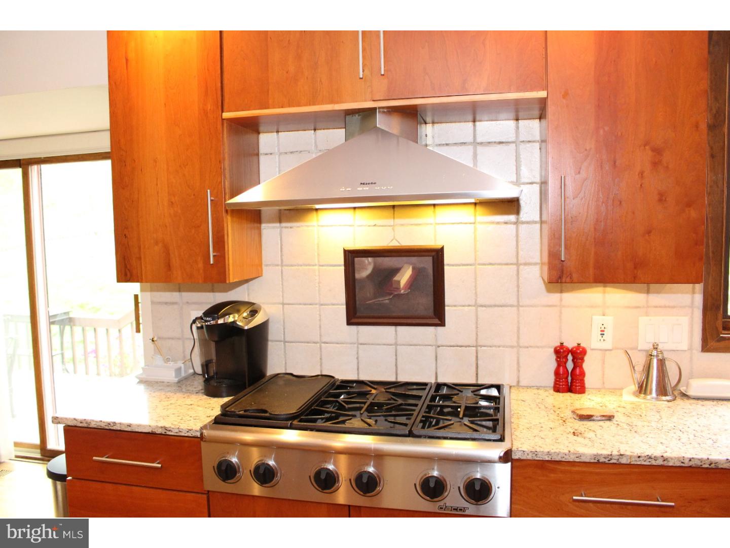547 Atterbury Road Villanova, PA 19085 - Photo 12 of 25