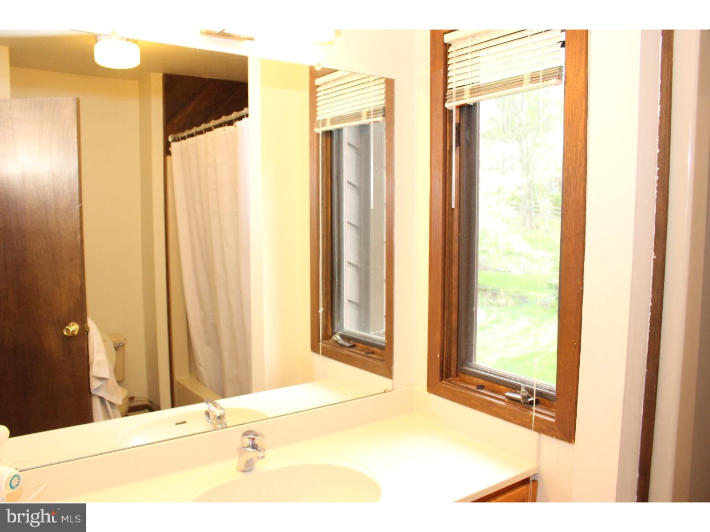 547 Atterbury Road Villanova, PA 19085 - Photo 22 of 25