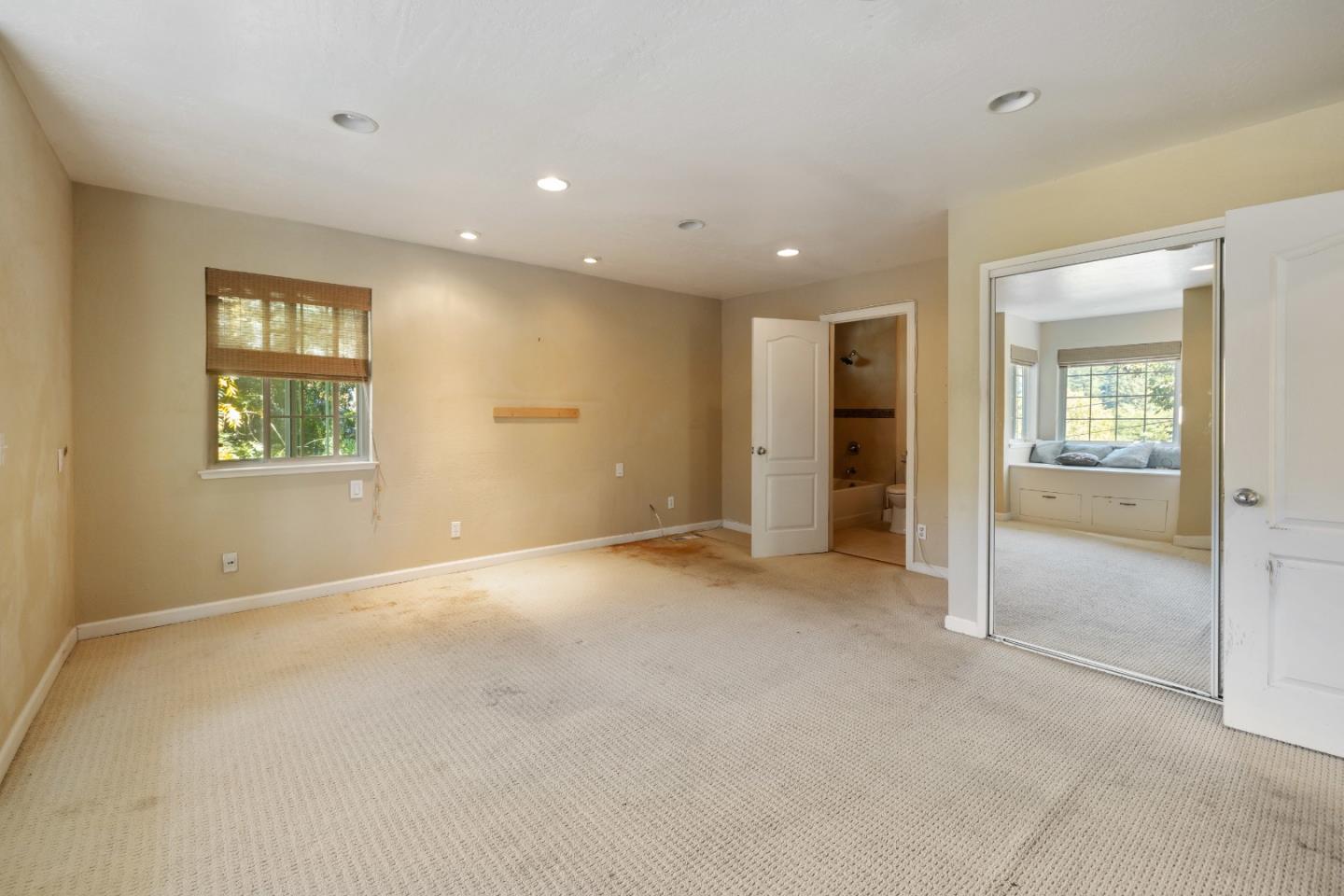 600 Cook Way Ben Lomond, CA 95005 - Photo 21 of 85 an empty room with windows and closet