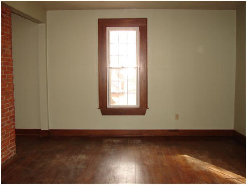 482 Mt Air Road Enon Valley, PA 16120 - Photo 9 of 23 Family Room.