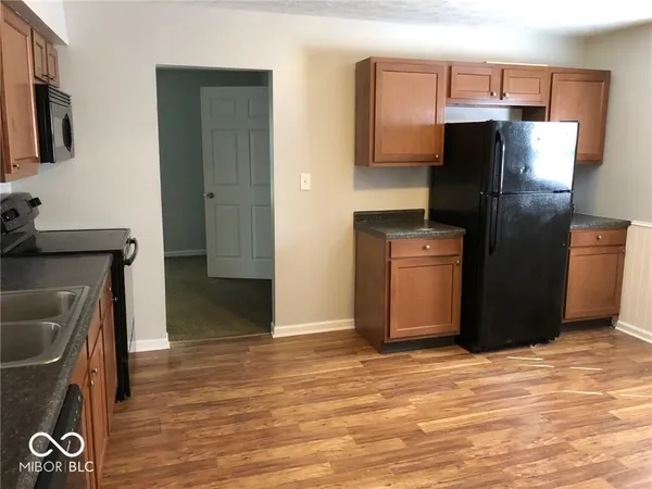 $1,500 | 651 North Beville Avenue, Indianapolis, IN 46201