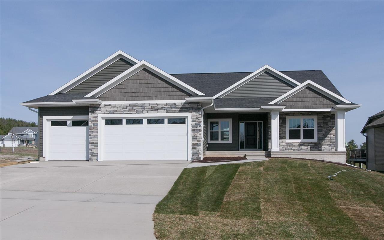 2917 Diamondhead Road Hiawatha, IA 52233 - Photo 1 of 25 Gallery Image 1