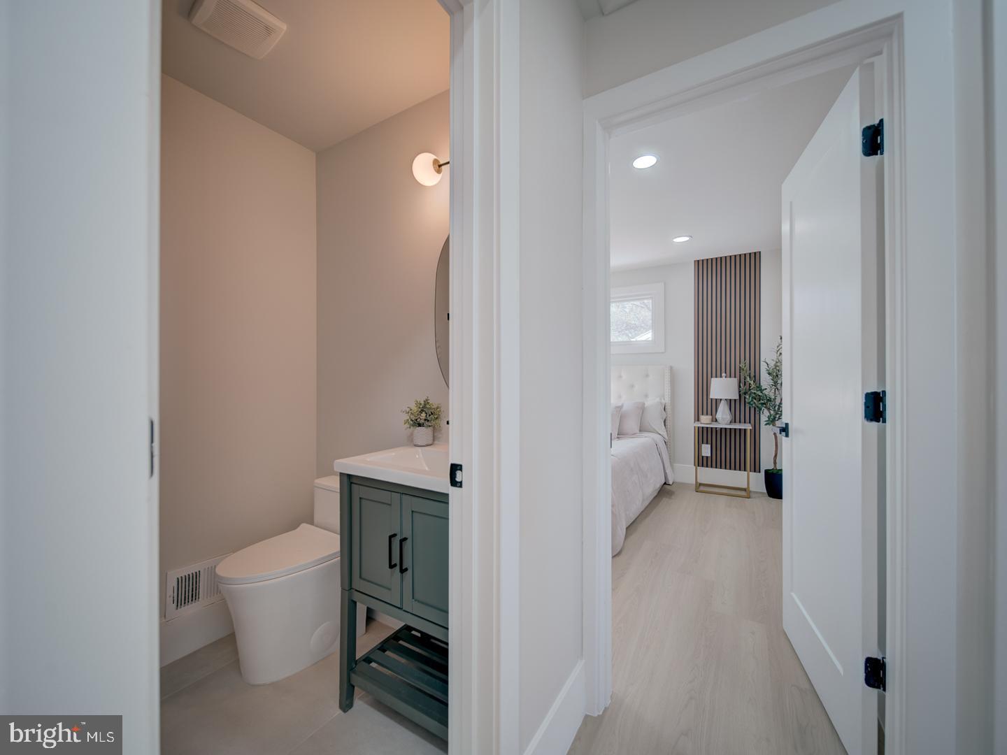 2906 Radius Road Silver Spring, MD 20902 - Photo 13 of 43 a bathroom with a toilet