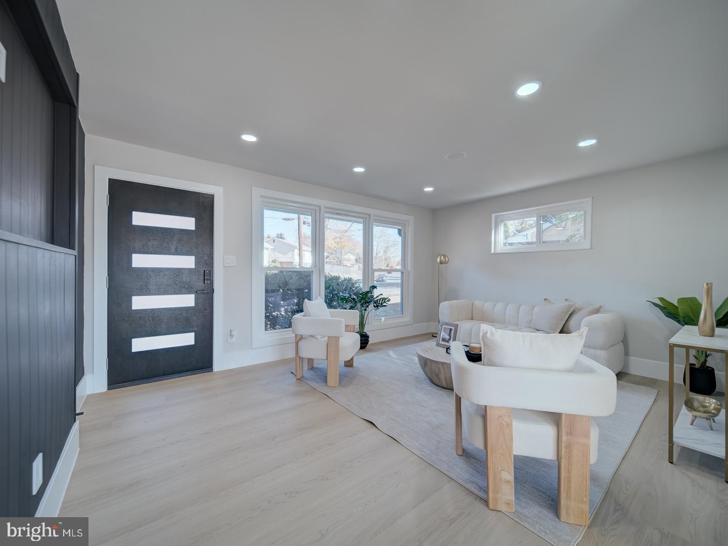 2906 Radius Road Silver Spring, MD 20902 - Photo 5 of 43 a living room with furniture and wooden floor