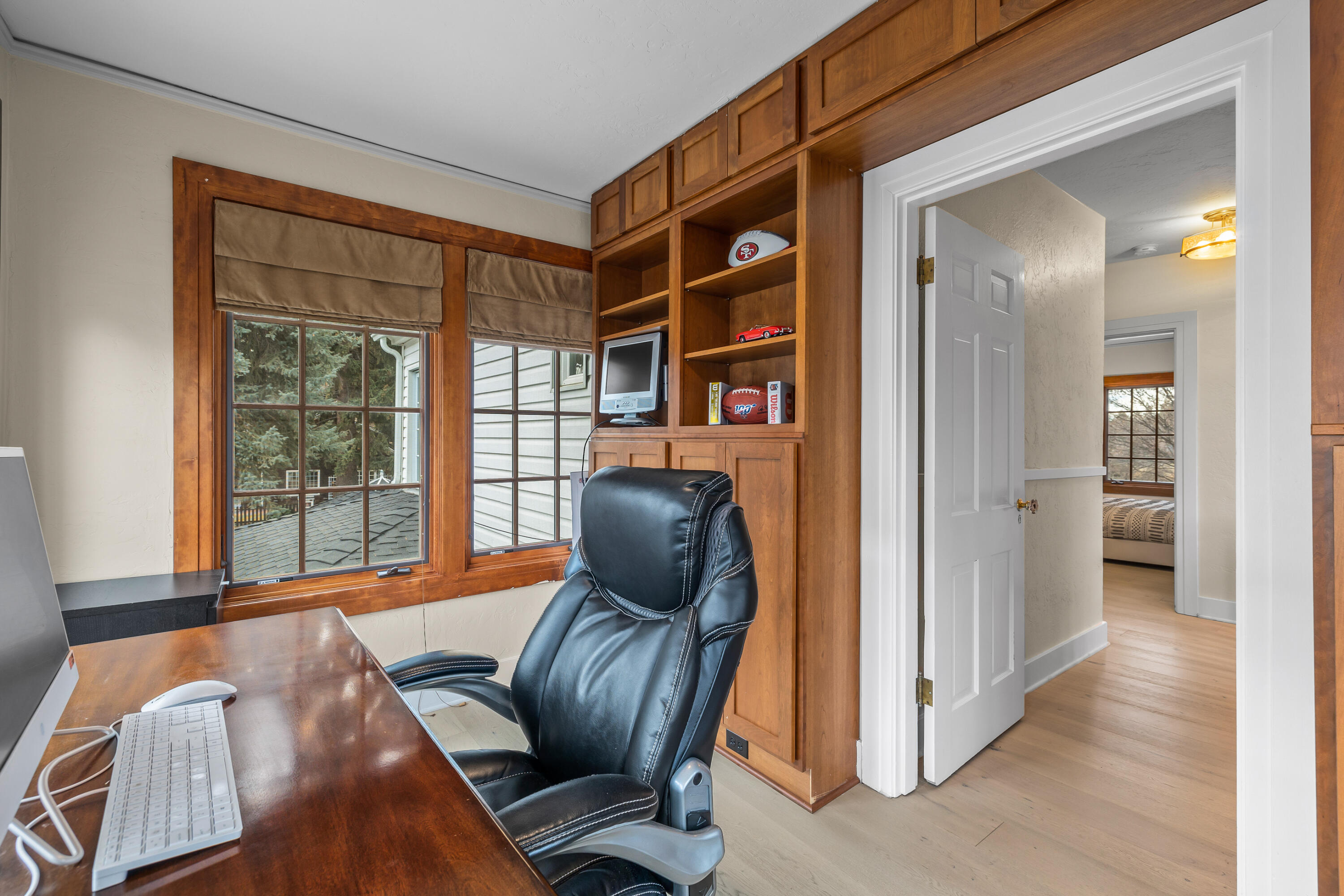 708 Northwest Riverside Boulevard Bend, OR 97703 - Photo 29 of 51 Private office is set away from the main living area.