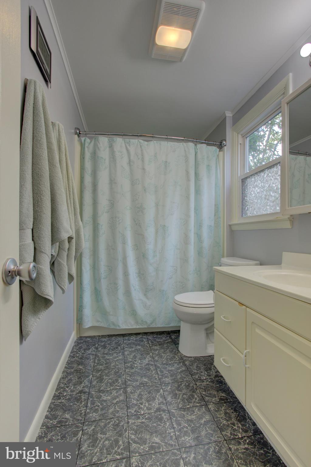1628 Robert Road Lancaster, PA 17601 - Photo 19 of 28 Gallery Image 19