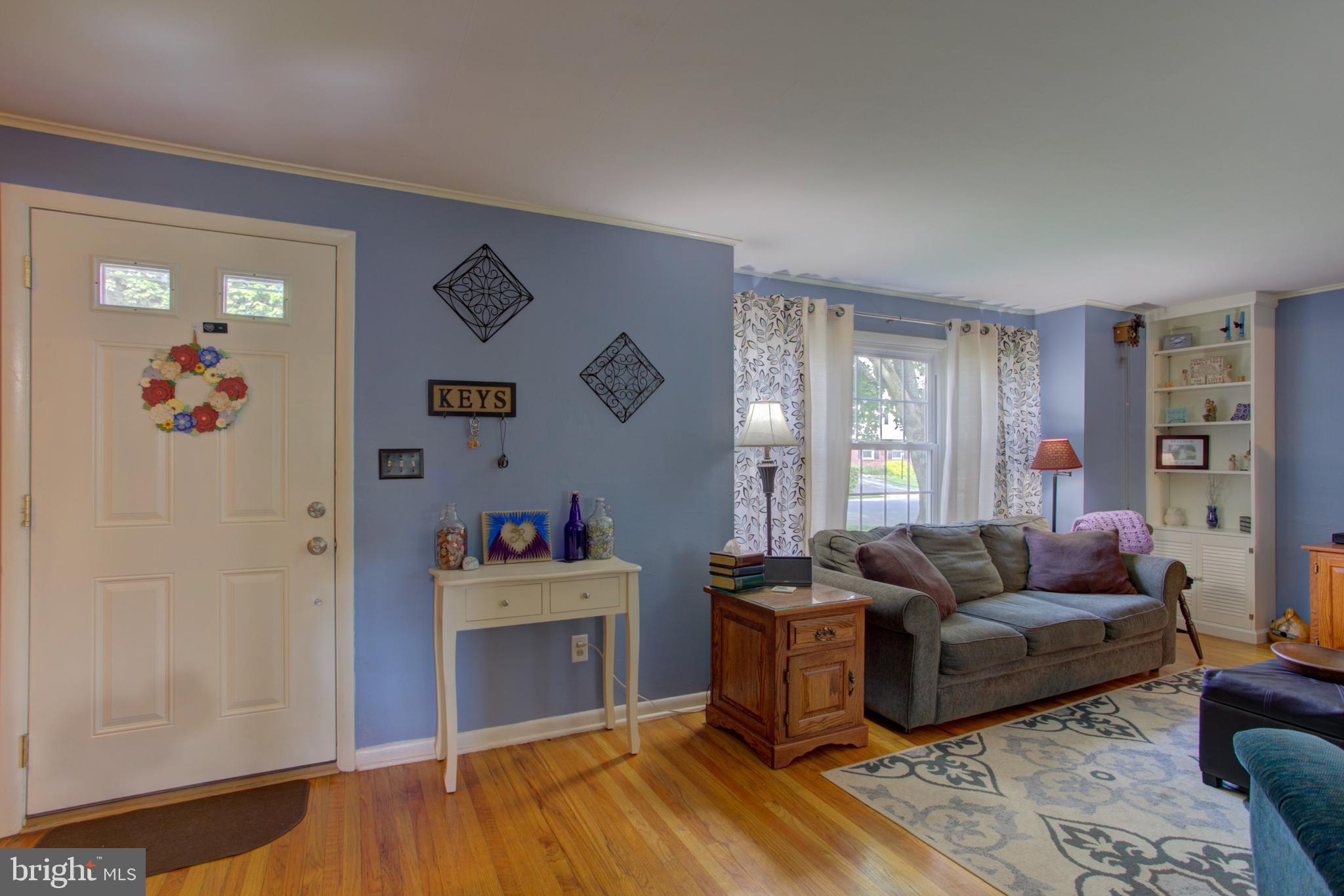 1628 Robert Road Lancaster, PA 17601 - Photo 4 of 28 Gallery Image 4