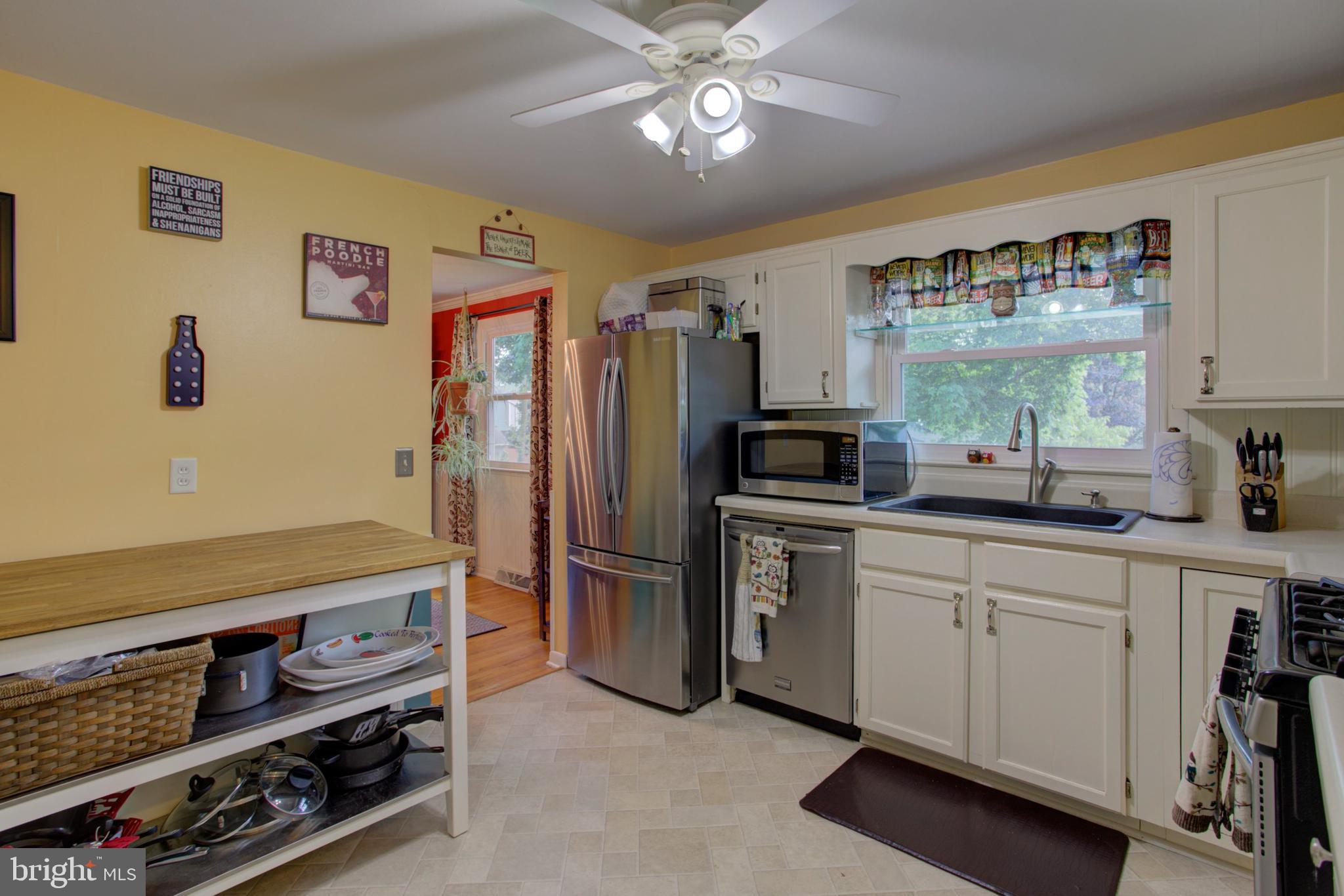 1628 Robert Road Lancaster, PA 17601 - Photo 9 of 28 Gallery Image 9