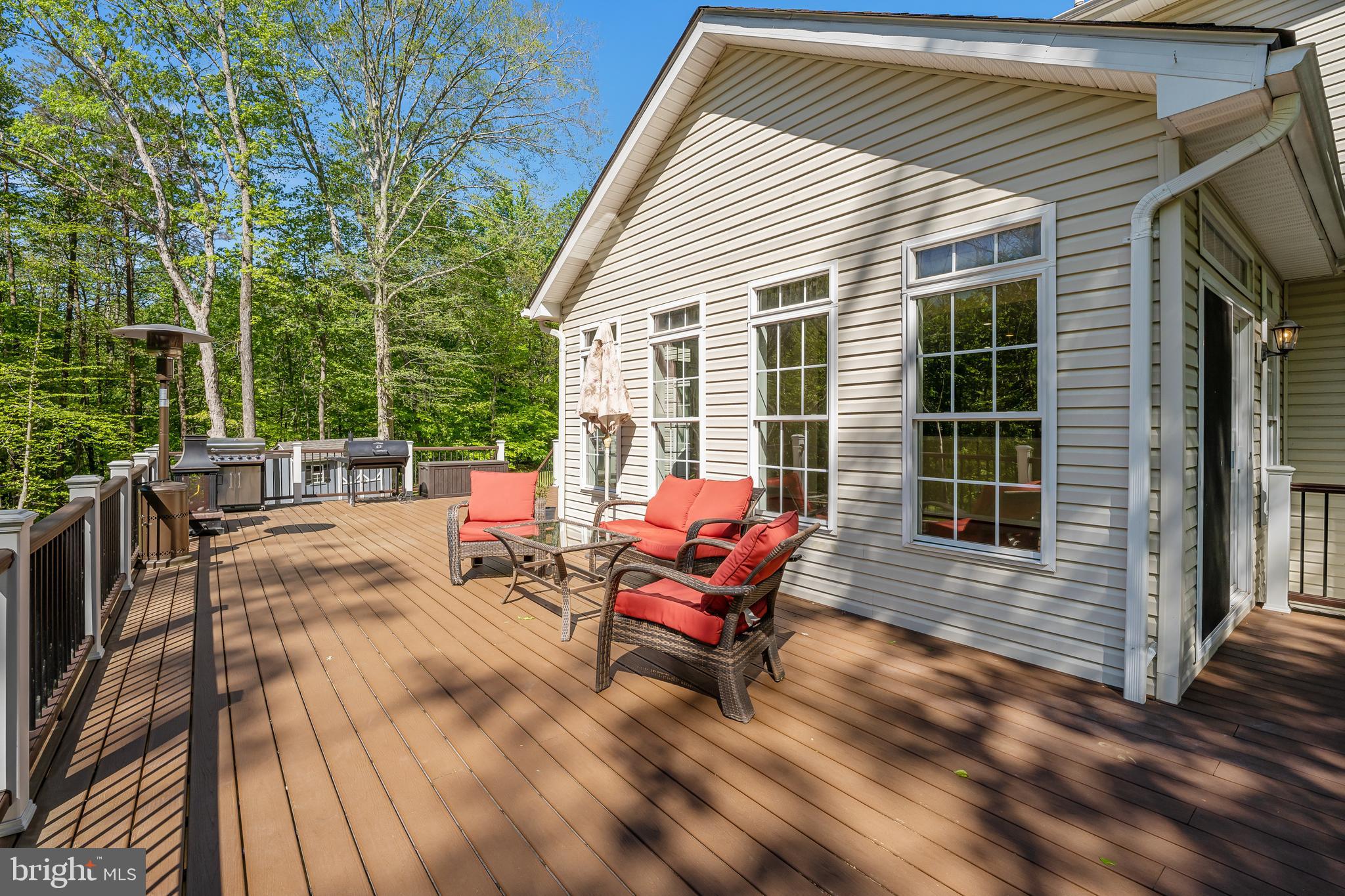 9361 Keyser Road Nokesville, VA 20181 - Photo 14 of 83 Upper deck & lower patio for outdoor entertaining