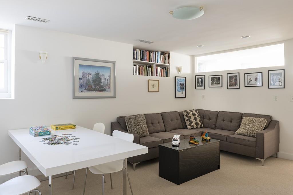 18 Spooner Road Brookline, MA 02467 - Photo 24 of 29