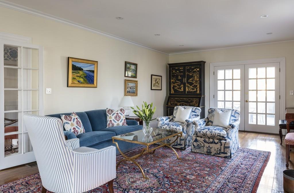 18 Spooner Road Brookline, MA 02467 - Photo 5 of 29