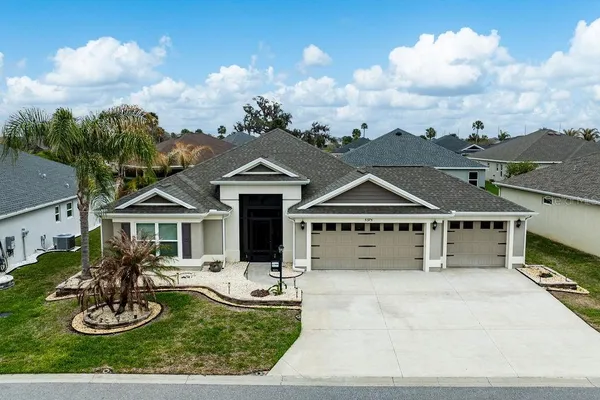 $589,000 | 5375 Werdebaugh Way, The Villages, FL 32163
