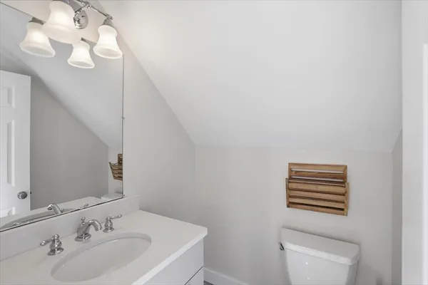 $1,995,000 | 20 Nye Road, Falmouth, MA 02540