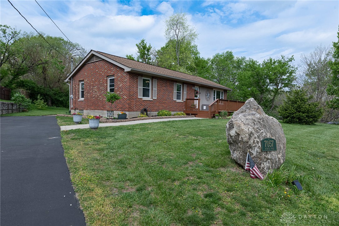 7057 Howard Road Franklin, OH 45005 - Photo 2 of 34 Gallery Image 2
