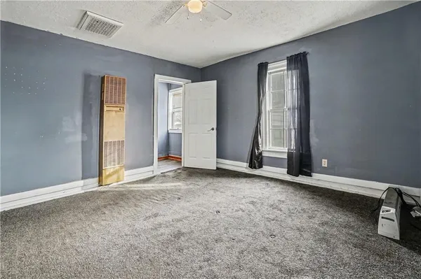 $51,800 | 205 East 2nd Street, Winston, MO 64689