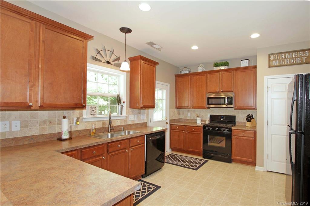 246 Mott Road Mooresville, NC 28115 - Photo 14 of 31 Gallery Image 14