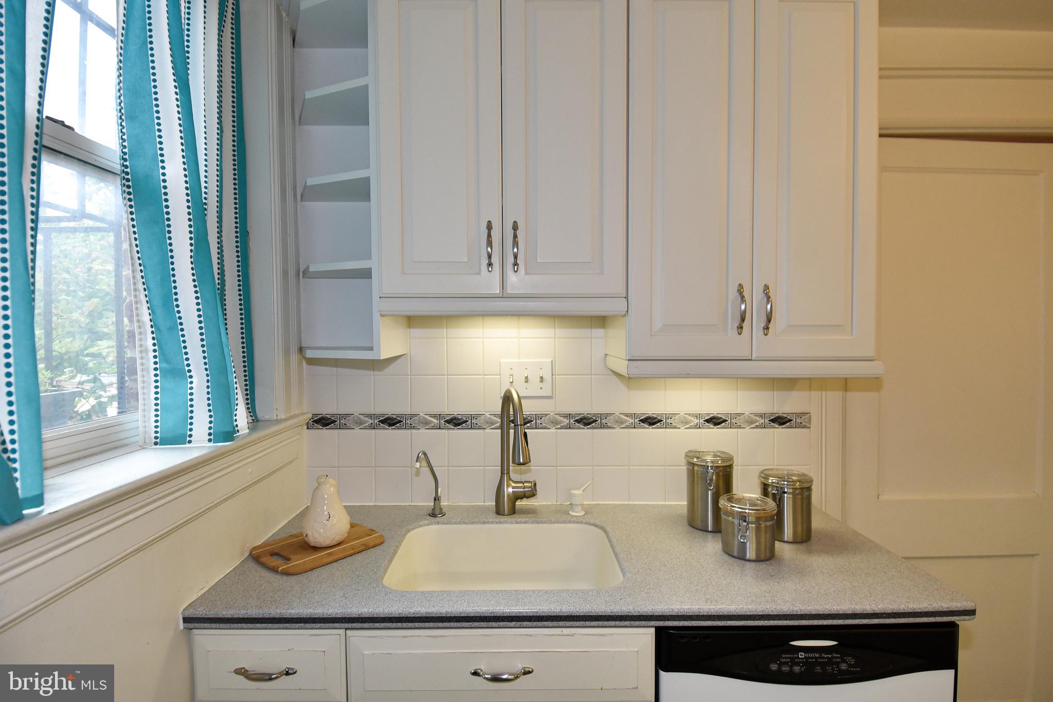 2009 Belmont Road Northwest, Unit 204 Washington, DC 20009 - Photo 8 of 18 Gallery Image 8