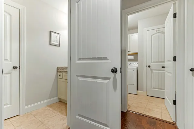 $460,000 | 60 West Lakeview Drive, Duncan, SC 29334