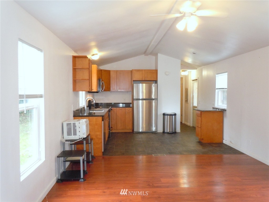 15800 Scandia Road Northwest, Unit 21 Poulsbo, WA 98370 - Photo 3 of 13