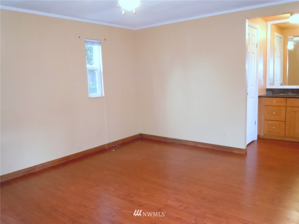 15800 Scandia Road Northwest, Unit 21 Poulsbo, WA 98370 - Photo 6 of 13