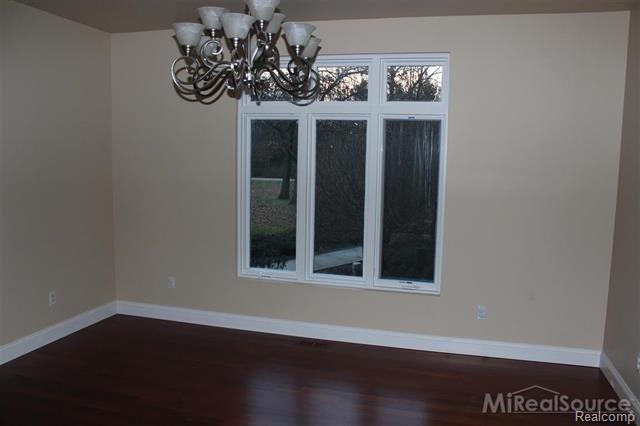 69904 Henry Ross Drive Romeo, MI 48065 - Photo 4 of 26 4.JPG
