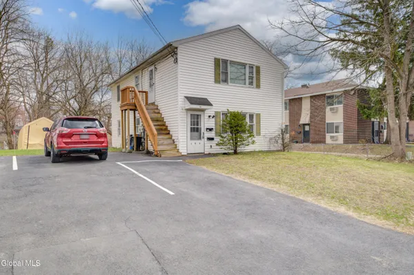 $209,000 | 106 Frank Street, Schenectady, NY 12304