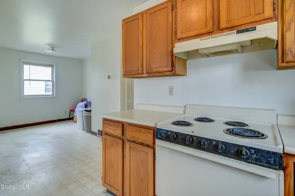 $209,000 | 106 Frank Street, Schenectady, NY 12304