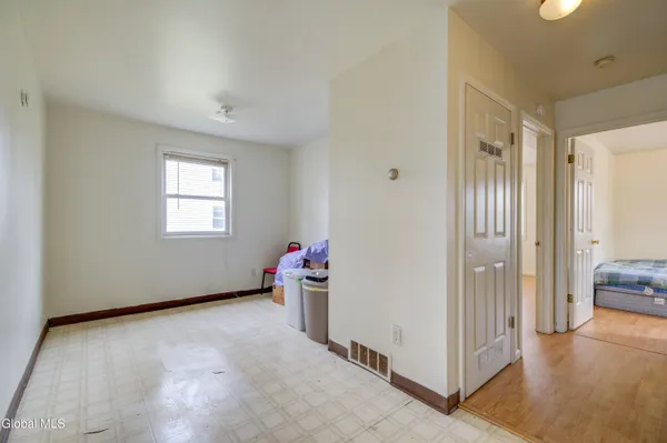 $209,000 | 106 Frank Street, Schenectady, NY 12304