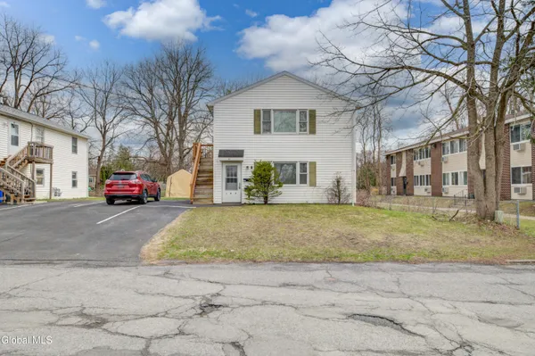 $209,000 | 106 Frank Street, Schenectady, NY 12304