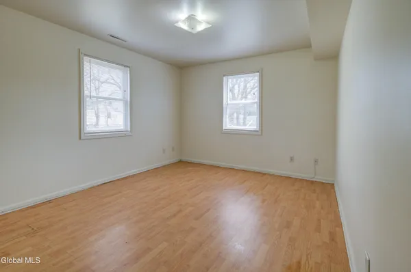 $209,000 | 106 Frank Street, Schenectady, NY 12304