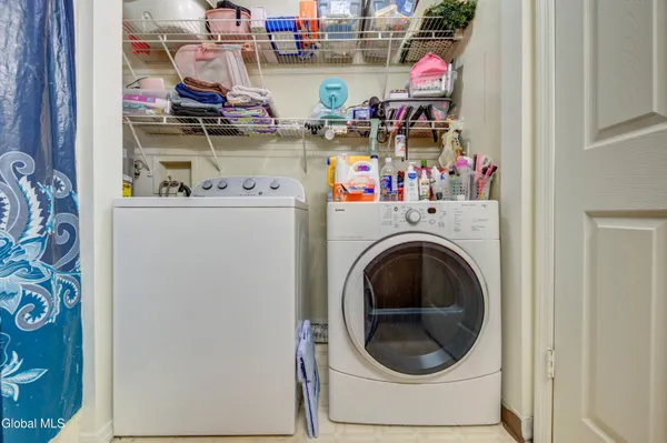 $209,000 | 106 Frank Street, Schenectady, NY 12304