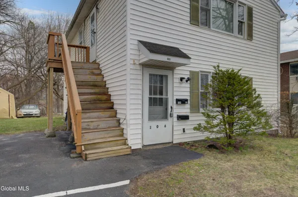 $209,000 | 106 Frank Street, Schenectady, NY 12304